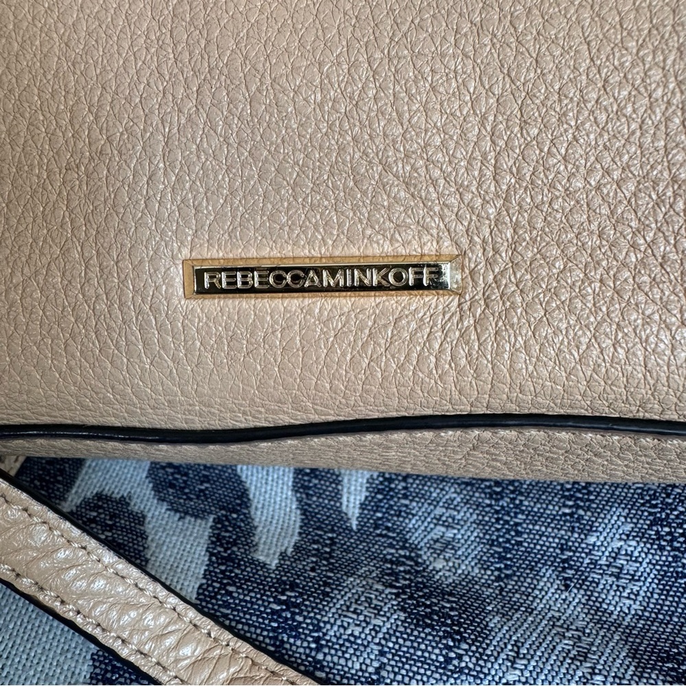 REBECCA MINKOFF, crossbody bag/ mini bag. Tan pebbled soft leather. - Picture 5 of 8